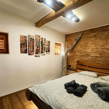 Vineyard Pri Mali Luzi