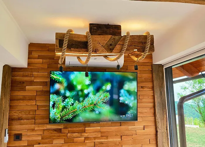 Vineyard Pri Mali Luži Trebelno